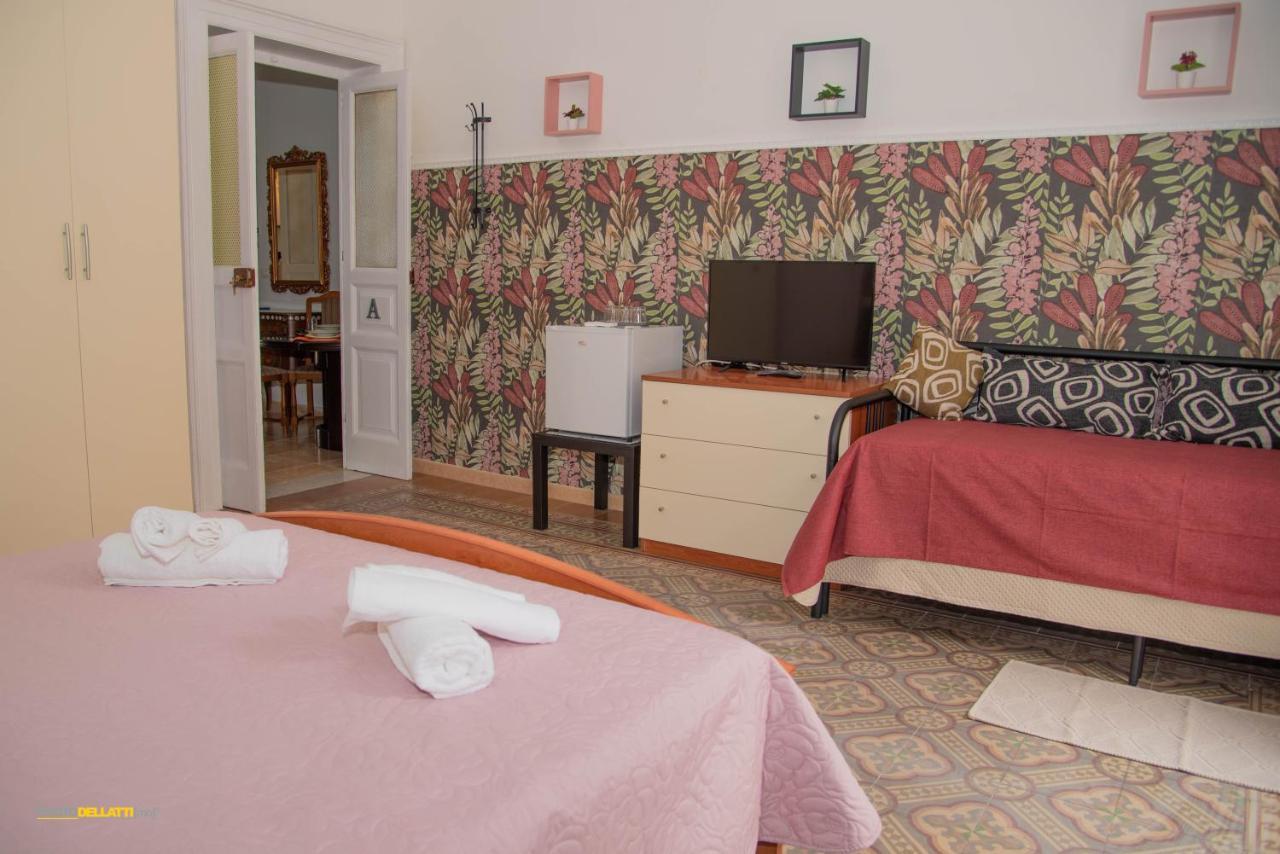 Victoria Suite Casa Vacanza Taranto Exterior foto