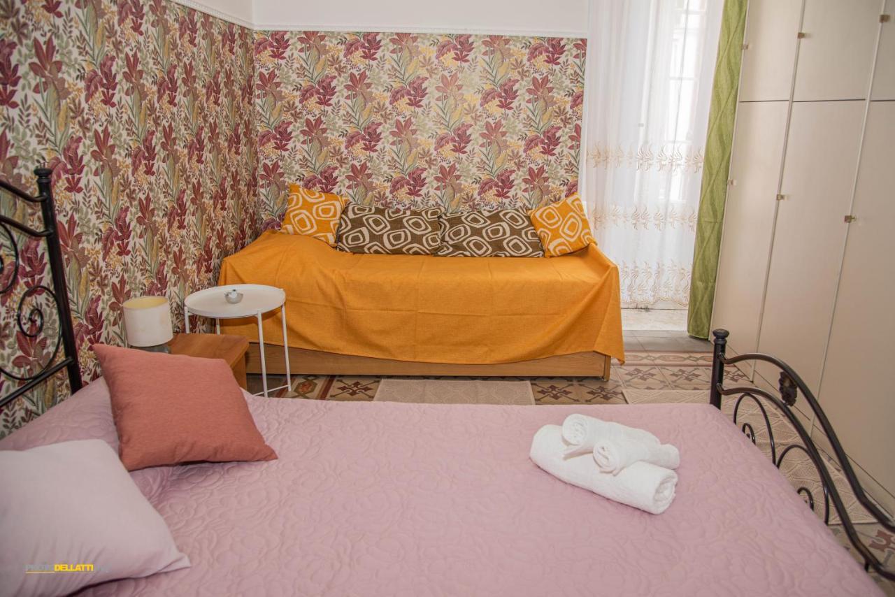 Victoria Suite Casa Vacanza Taranto Exterior foto
